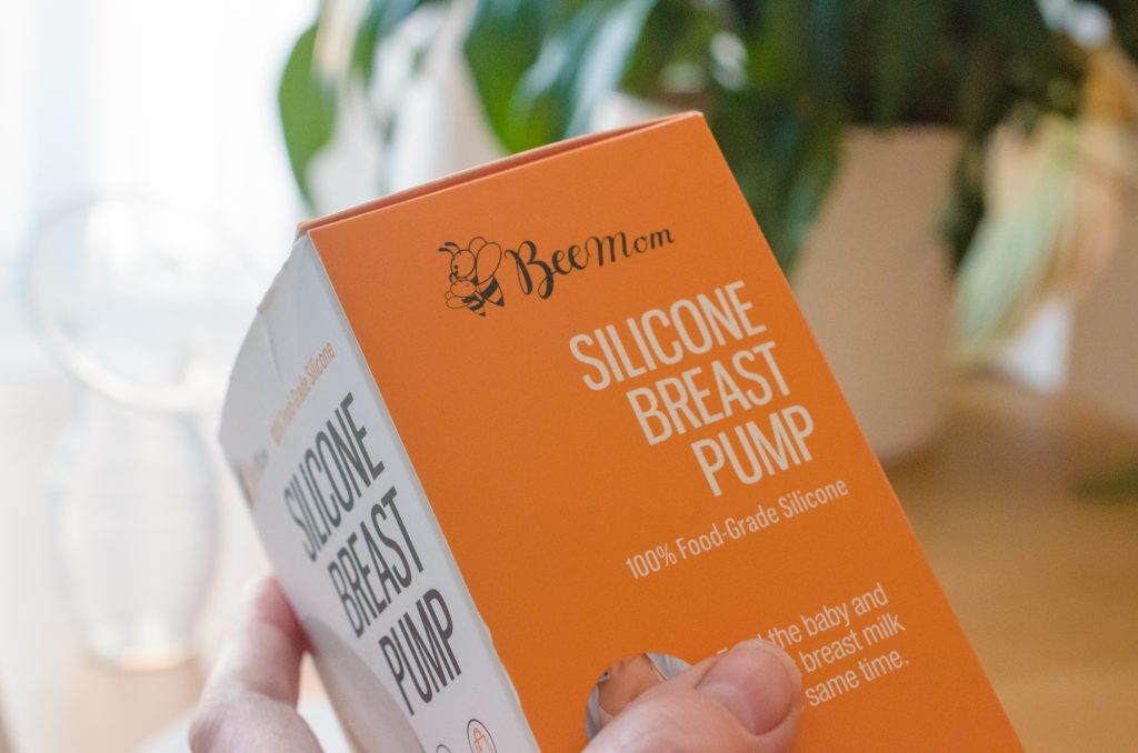 BeeMom Breast Pump packaging