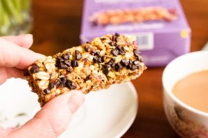 Eating a Nutrimum Breastfeeding Bar