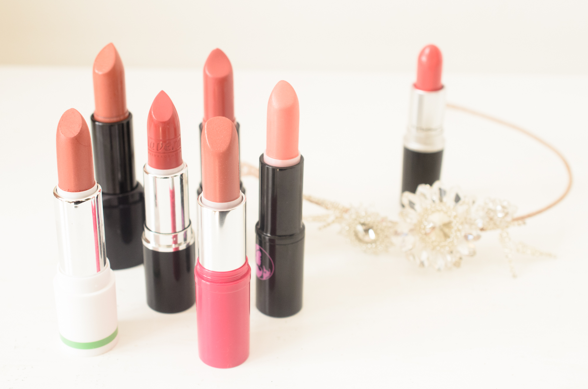Natural alternatives to MAC Vegas Volt Lipstick