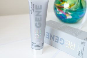Mádara Re:gene Volume Rebuild Lifting Mask