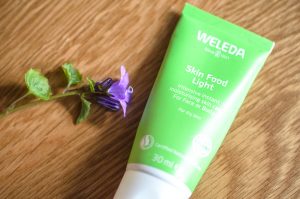 Weleda Skin Food Light