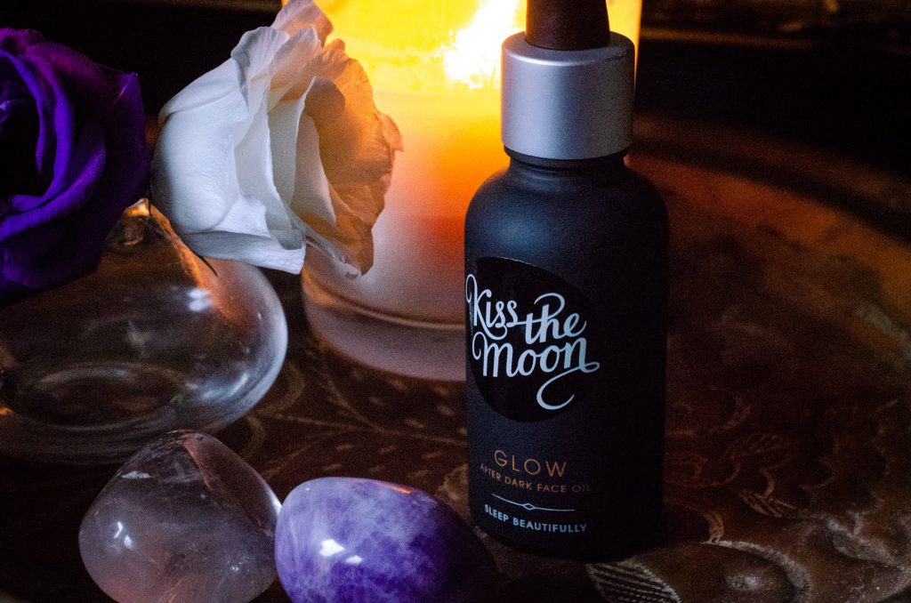 Kiss The Moon GLOW After Dark Face Oil
