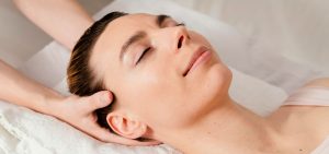 How to treat itching and flaking of the scalp