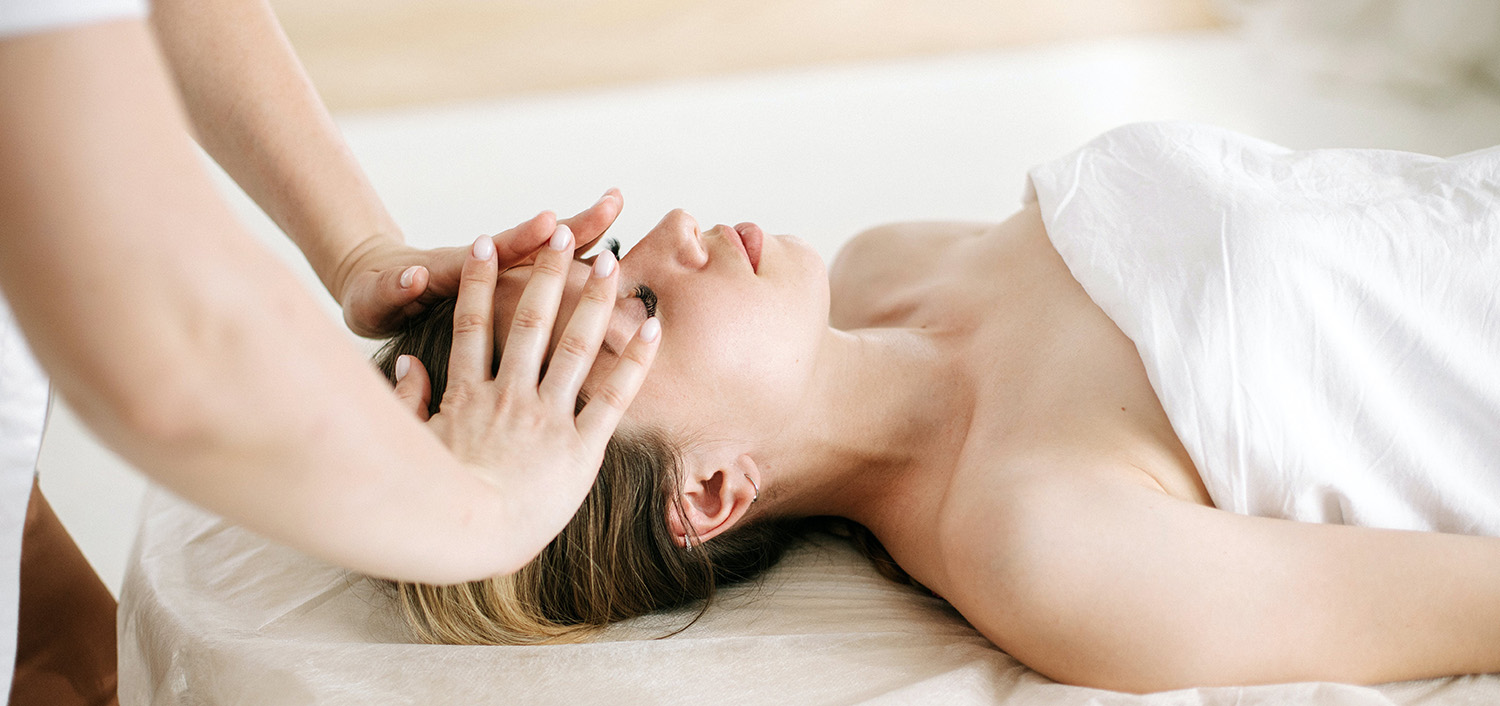 Benefits of regular massage therapy