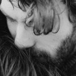 5 steps for using hair spray for men