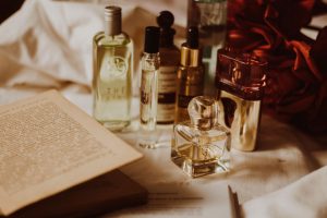 What Are the Must-Know Tips for Shopping Discounted Fragrances Online: Essential Strategies Revealed
