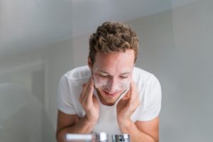 How to Choose the Right Cleansing Products for Your Routine