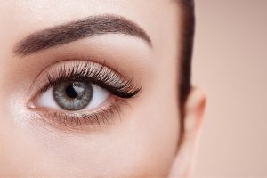 Choosing the Right Organic Skincare Solutions for Sensitive Eyes