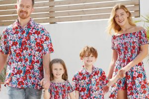 What to Wear on Vacation with Resort Casual and Tropical Outfit Ideas