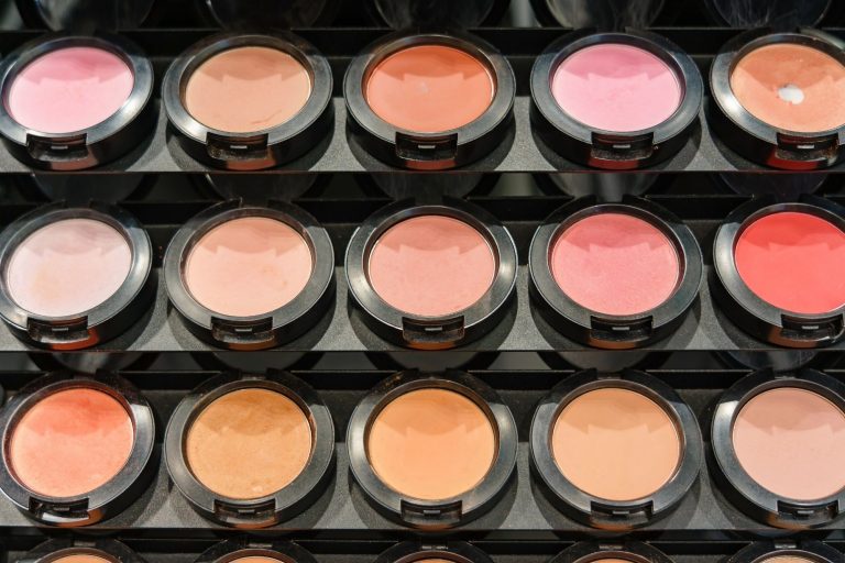 Custom Manufacturing Blush Manufacturer: A Complete Guide