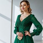 Silver or Gold Jewelry with a Green Dress: What Looks Best?