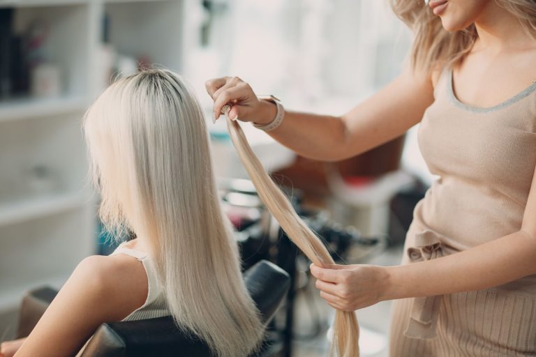 Everyone Is Fixing Their Hair Thinning the Easy Way - And It Has Nothing to Do With Serums