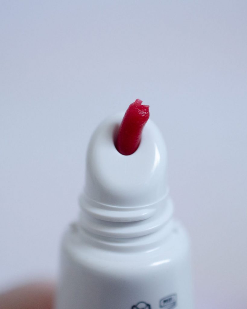 Strawberry colour and texture