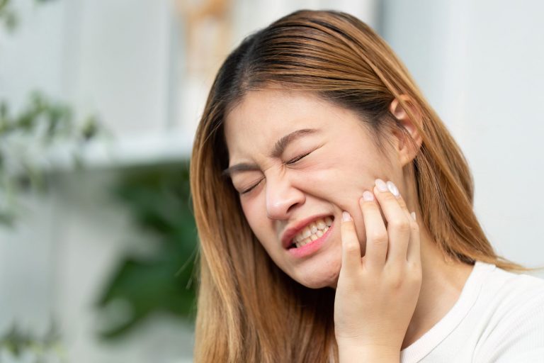 The Hidden Jaw Stress Many Mums Carry (Without Even Realising It)