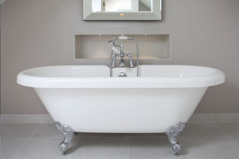Pros & Cons of Acrylic vs Stone Baths: An Honest, Real-World Comparison