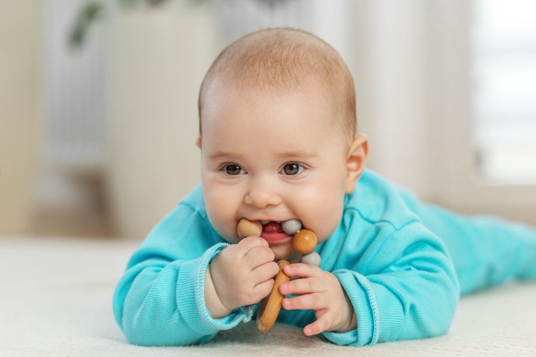 Gentle and Natural Ways to Care for Your Baby's Emerging Teeth
