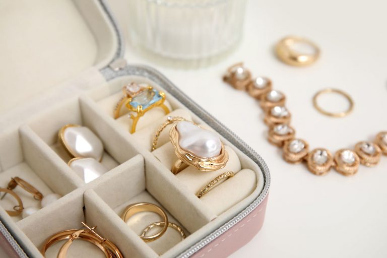 Luxury Jewellery Explained: How to Make a Smart Purchase