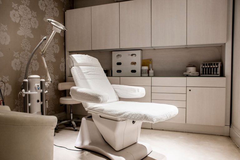 The Honest Guide to Getting Dental and Aesthetic Work Done in Pakistan Without Regretting It The Honest Guide to Getting Dental and Aesthetic Work Done in Pakistan Without Regretting It