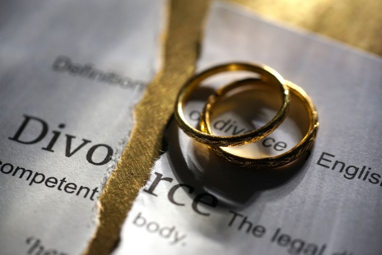 Common Complications That Arise During Divorce Cases Common Complications That Arise During Divorce Cases